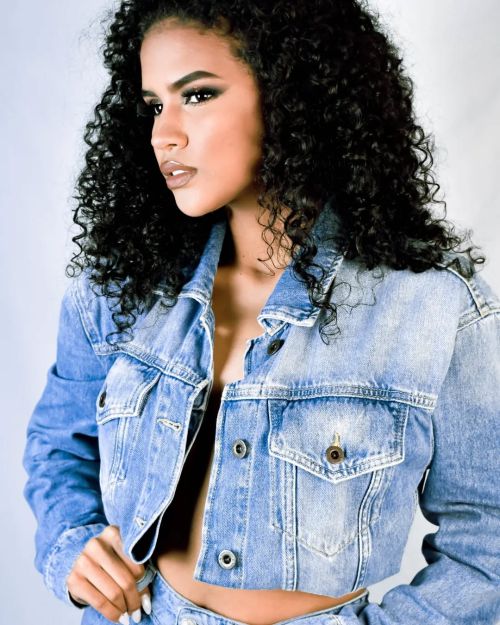 Nikole_cassianib